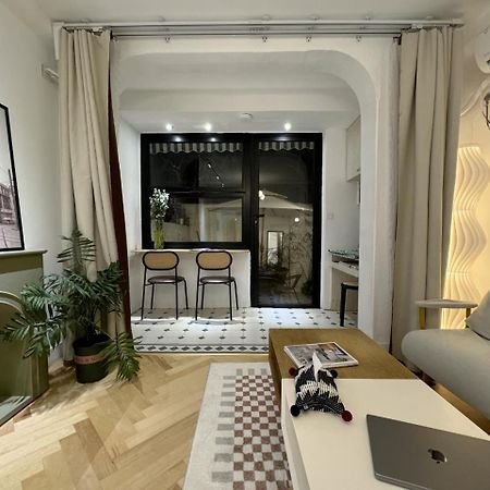 Apartment Near Nanjing Road/ Jing'An Temple/ Renmin Plaza Shanghai Exteriör bild
